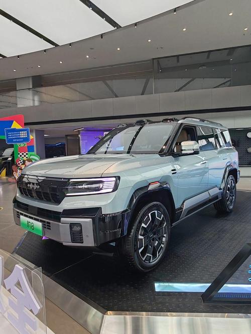 佛山高明区禾云清企业管理咨询比亚迪方程豹硬派越野的爆款，英菲尼迪35周年与你共成长